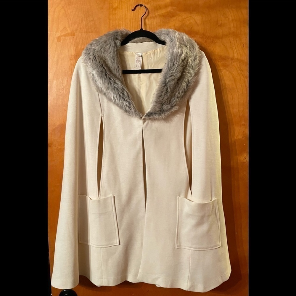 Vintage Faux Fur Collar Cape